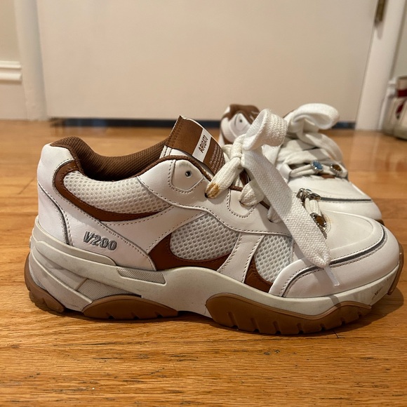 Axel Arigato Catfish Lo Embellished Lace-Up Sneakers - Picture 4 of 6